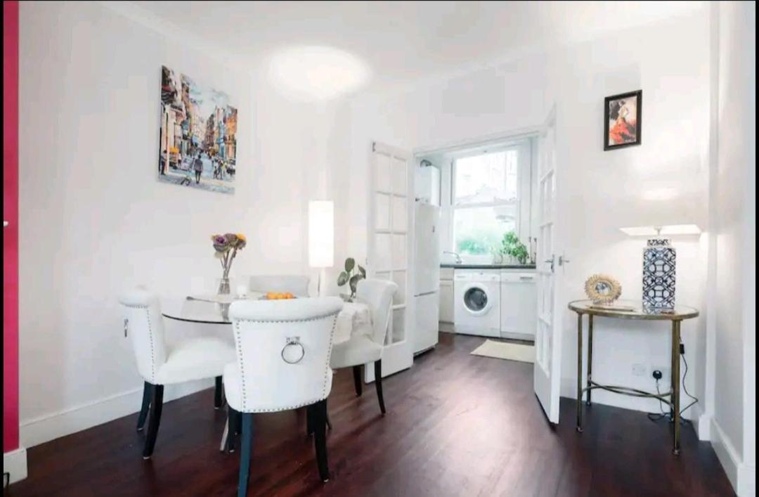 Stylish Room With Private Bath & Terrace In Super Central Clapham Junction Minutes From Victoria, Waterloo Londyn Zewnętrze zdjęcie