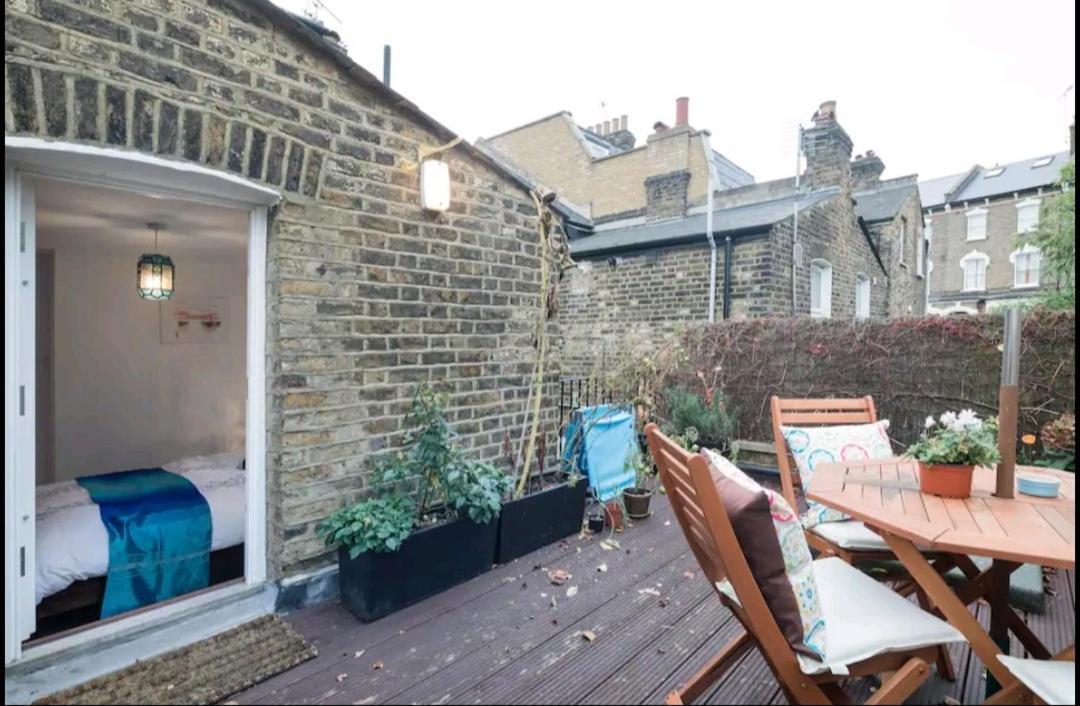 Stylish Room With Private Bath & Terrace In Super Central Clapham Junction Minutes From Victoria, Waterloo Londyn Zewnętrze zdjęcie